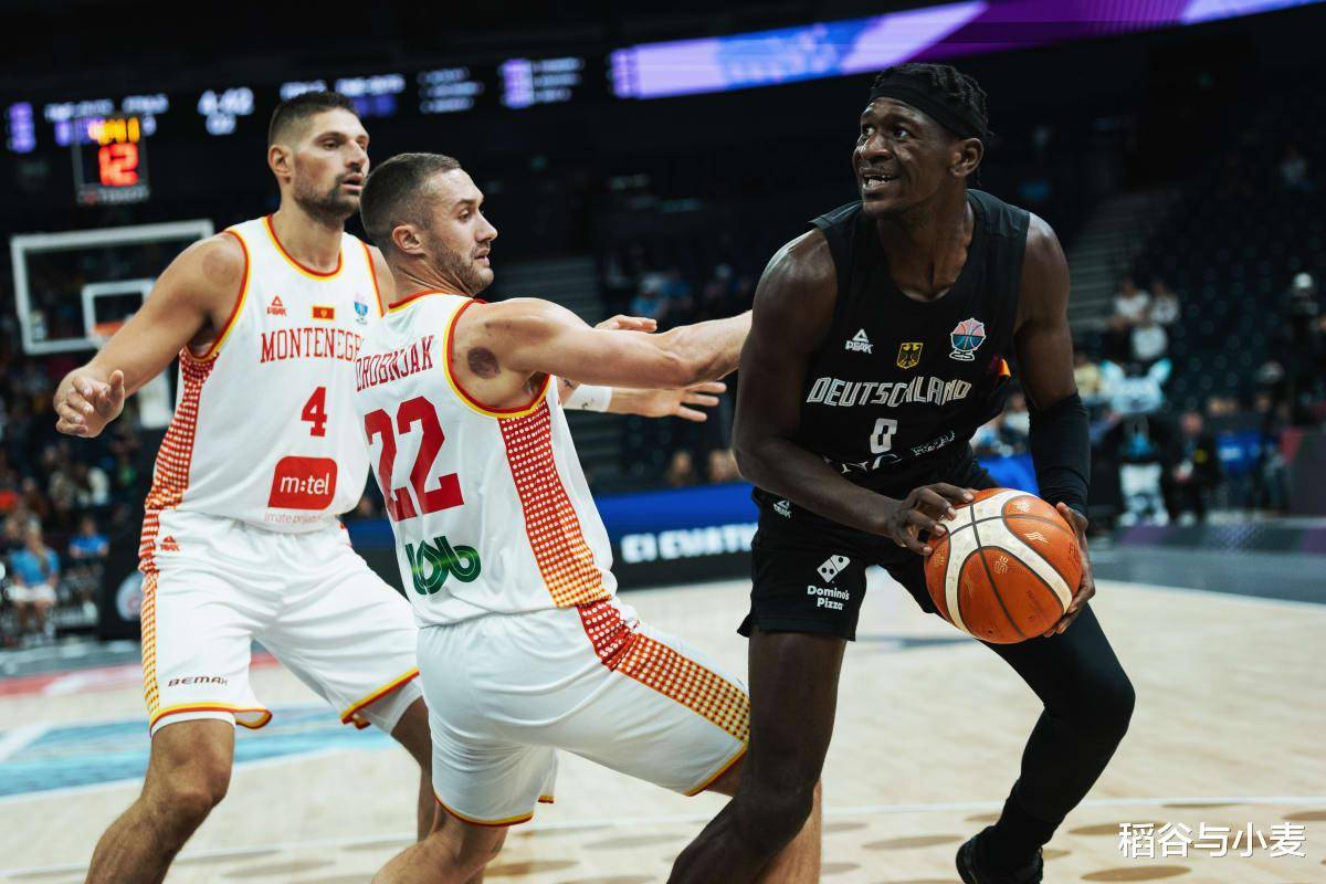 开元app-转会期体能课后，洛杉矶湖人外线爆发备战亚冠，引发热议，年轻球员得到机会的简单介绍