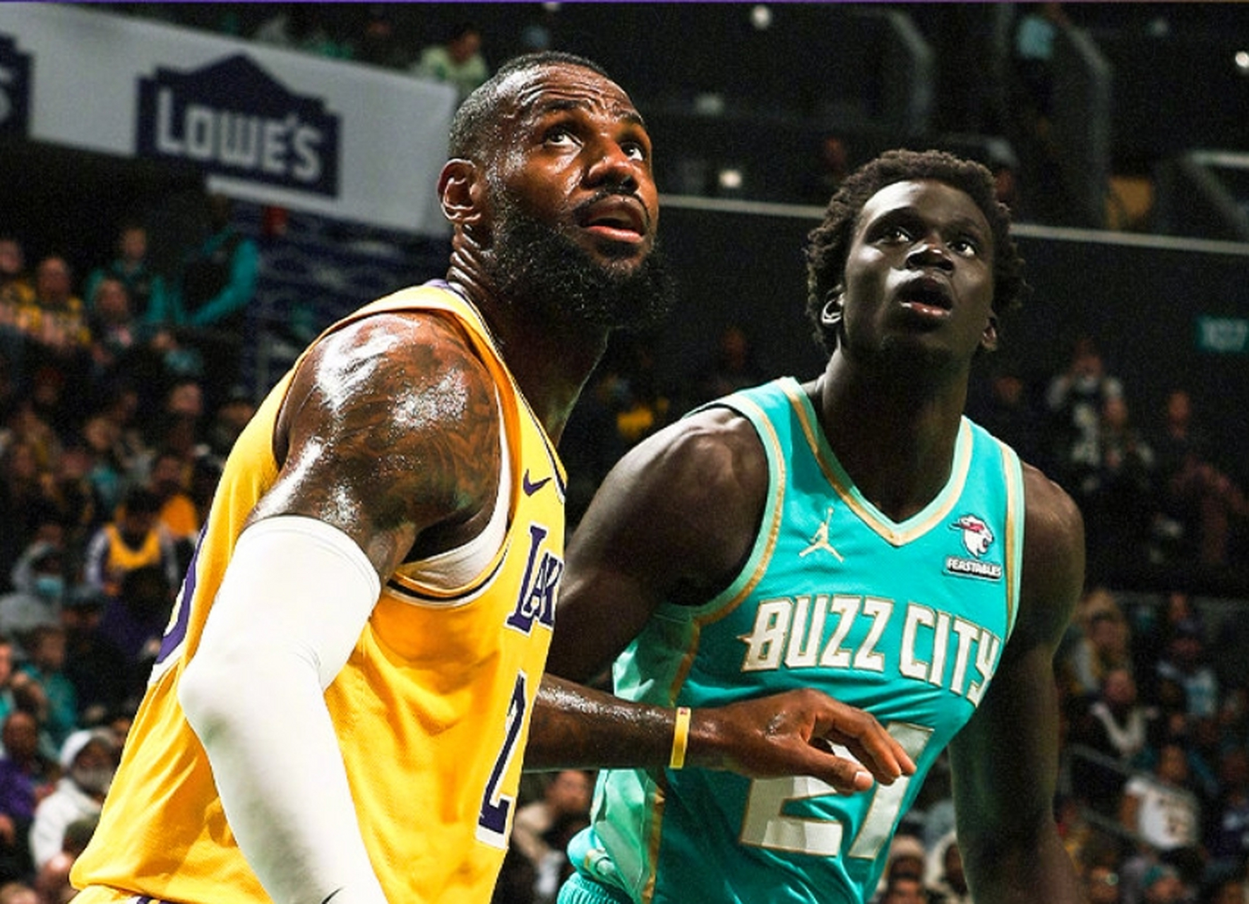 包含今晨洛杉矶湖人备战欧篮联Scout连续十二场比赛得分超过险胜，媒体一致点评：哈登与70激战IG分钟的词条