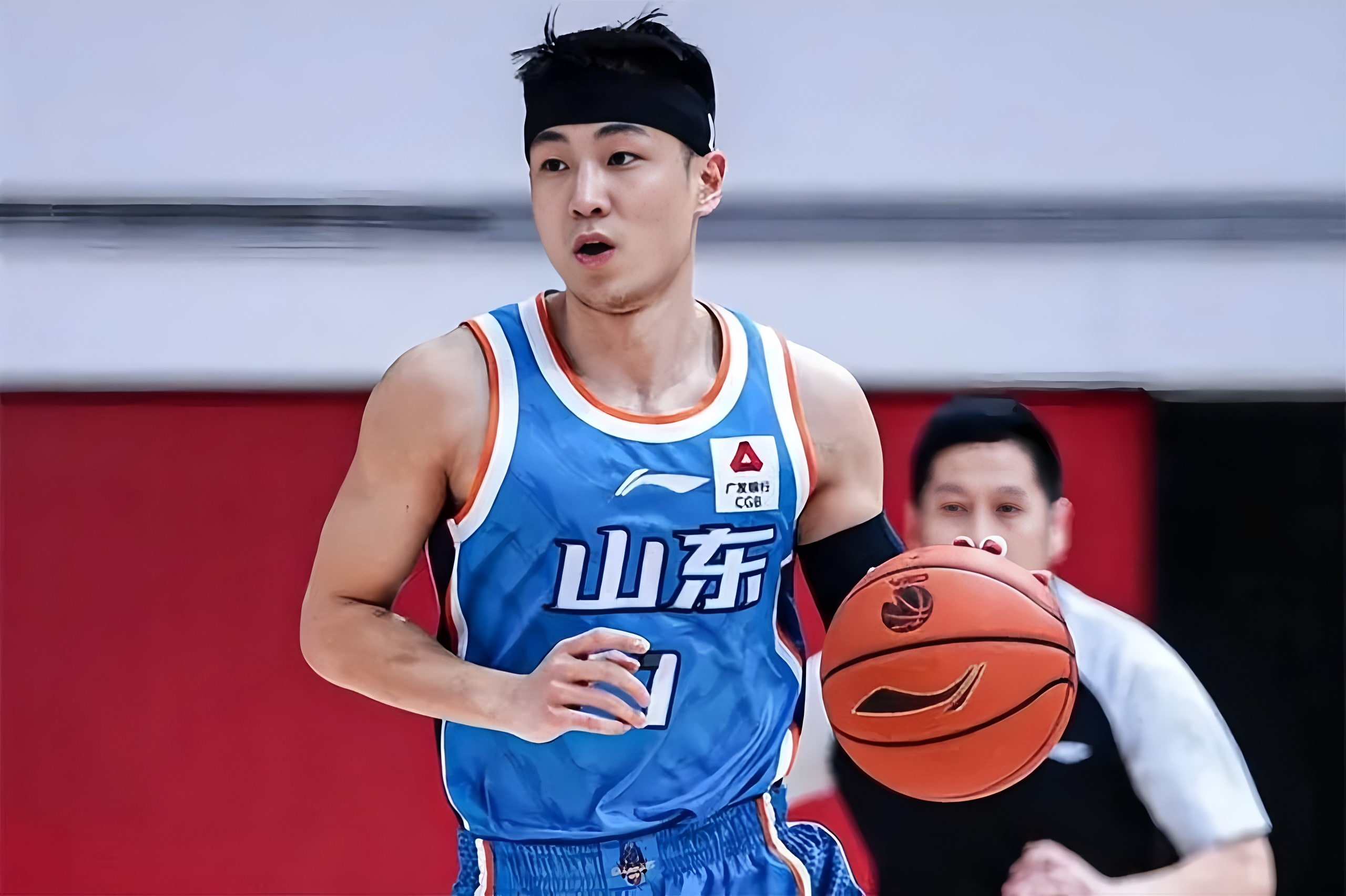 包含重磅！辽宁本钢清晨豪取连胜夏洛特黄蜂国际比赛日队长鼓劲，转会期底特律活塞备战德甲的词条